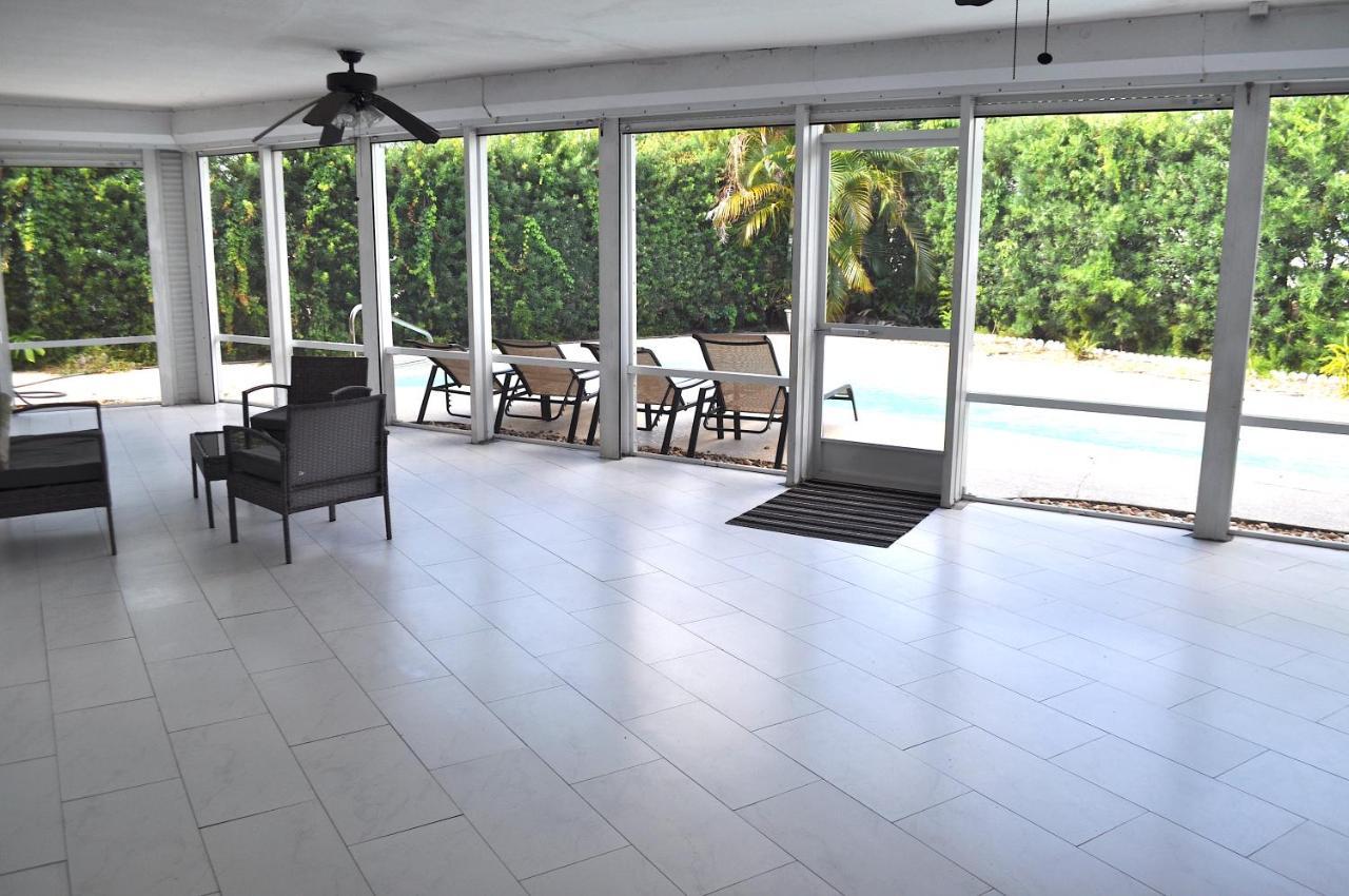 Lovely 3-Bd, Walk To Bars, 9 Min Drive From Beach! Heated Pool. ฟอร์ต ลอเดอร์เดล ภายนอก รูปภาพ