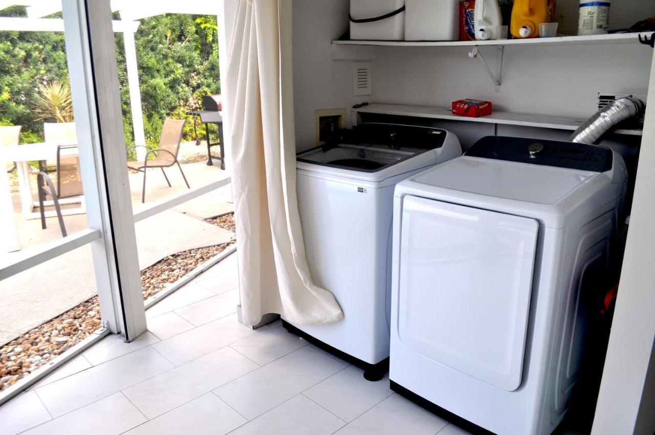 Lovely 3-Bd, Walk To Bars, 9 Min Drive From Beach! Heated Pool. ฟอร์ต ลอเดอร์เดล ภายนอก รูปภาพ